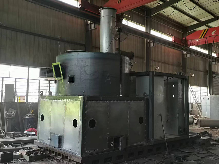 Magnetic waste pyrolysis furnace